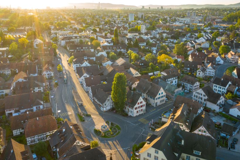 Begleitbild zu Auflage Mitwirkungsbericht Revision Zonenvorschriften Siedlung und Strassennetzplan